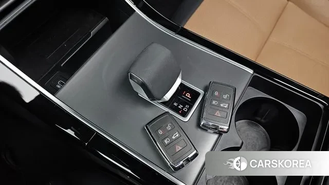 Land Rover Range Rover Velar id 3720865 из Кореи 19