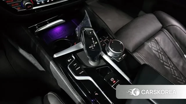 BMW 5 Series (G30) id 3192491 из Кореи 19