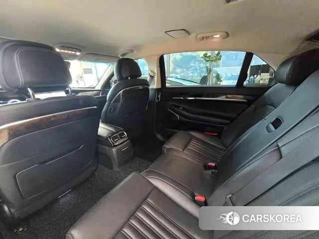 Genesis G90 id 3732785 из Кореи 19