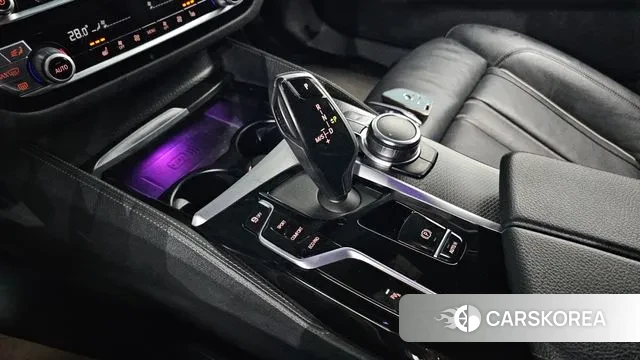 BMW 5 Series (G30) id 3497892 из Кореи 19