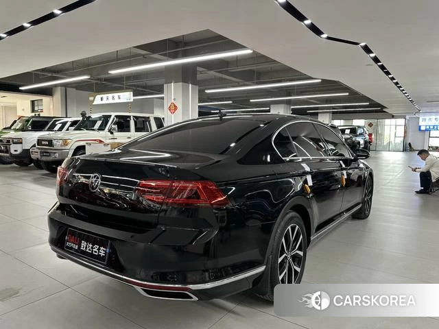 Volkswagen Magotan id 4263823 из Китая 9