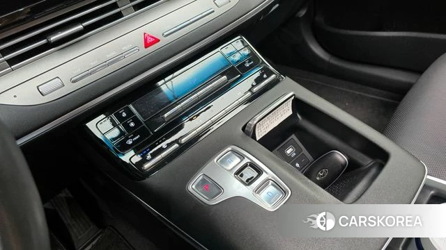 Hyundai The New Grandeur IG id 3879320 из Кореи 19