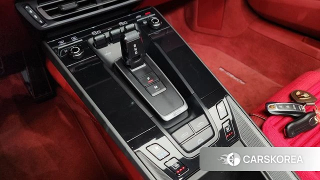 Porsche 911(992) id 3910827 из Кореи 19