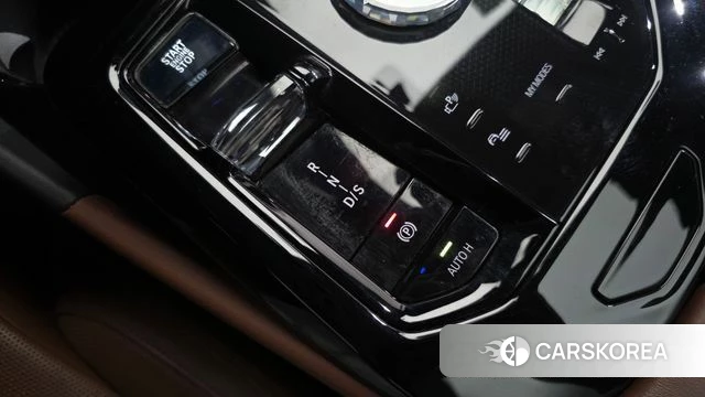 BMW 5 Series (G60) id 4739461 из Кореи 36