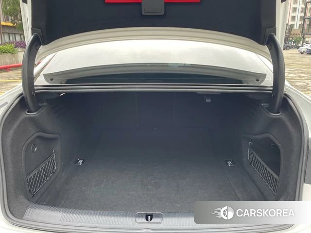 Audi A4L id 4290516 из Китая 29