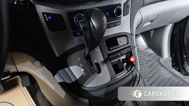 Hyundai The New Grand Starex id 3686624 из Кореи 19