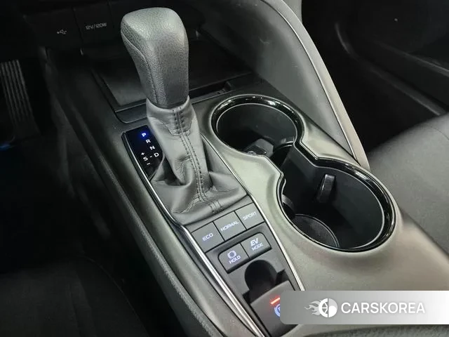 Toyota Camry (XV70) id 3236197 из Кореи 17