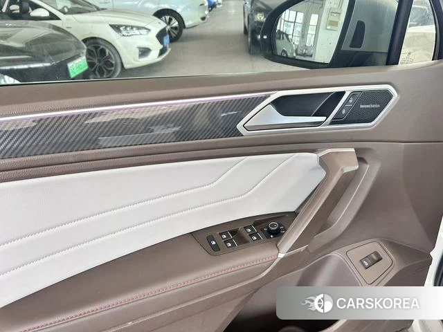Volkswagen Tiguan L id 4258383 из Китая 12
