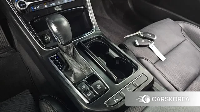 Hyundai Grandeur IG Hybrid id 3718605 из Кореи 19