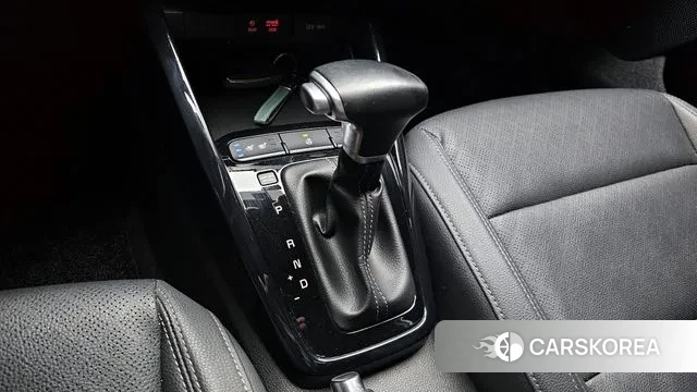 Kia Stonic id 3391596 из Кореи 19