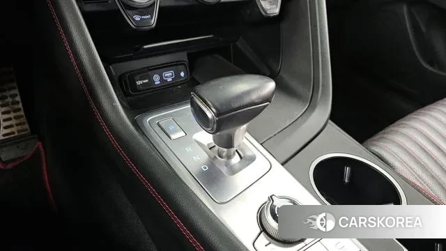 Genesis G70 id 3748736 из Кореи 19