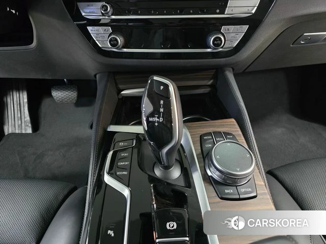 BMW 5 Series (G30) id 4330039 из Кореи 19