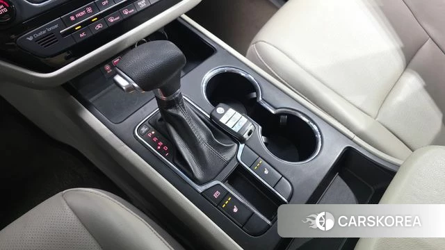 Kia The New Carnival id 4482566 из Кореи 29