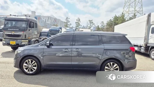 Kia All New Carnival id 3766790 из Кореи 18