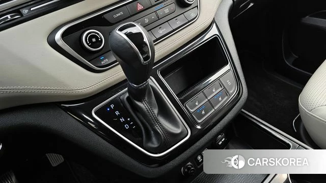 Hyundai The New Grand Starex id 3873596 из Кореи 19