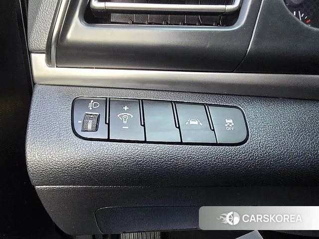 Hyundai The New Avante AD id 3368375 из Кореи 19