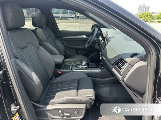Audi Q5L id 4307015 из Китая 24