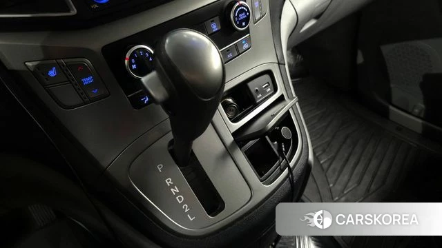 Hyundai The New Grand Starex id 3886451 из Кореи 19