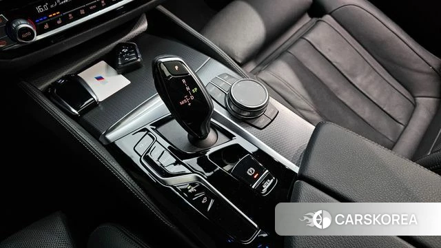 BMW 5 Series (G30) id 4591824 из Кореи 31