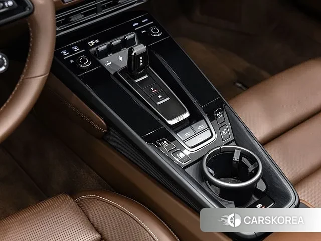 Porsche 911(992) id 2884855 из Кореи 17