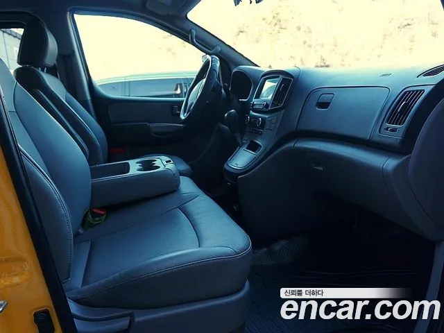 Hyundai The New Grand Starex id 2420587 из Кореи 17