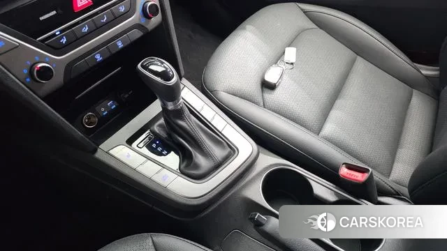 Hyundai Avante AD id 2991289 из Кореи 19