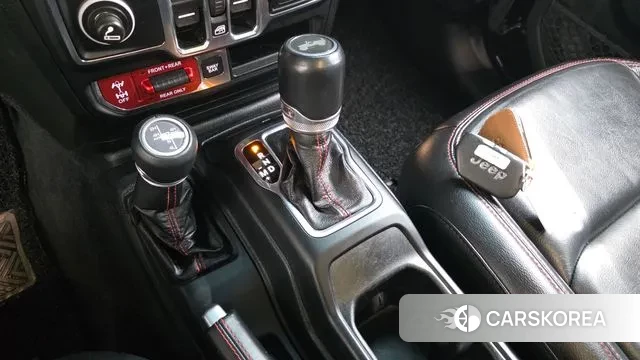 Jeep Wrangler (JL) id 3713317 из Кореи 19