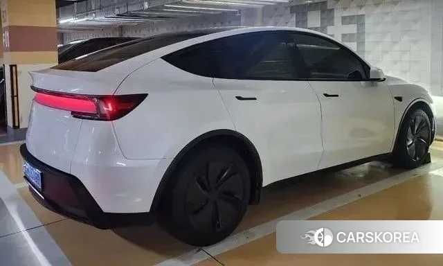 Tesla Model Y id 3499075 из Кореи 19