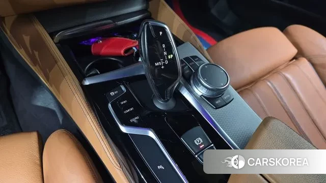 BMW 5 Series (G30) id 3677381 из Кореи 19