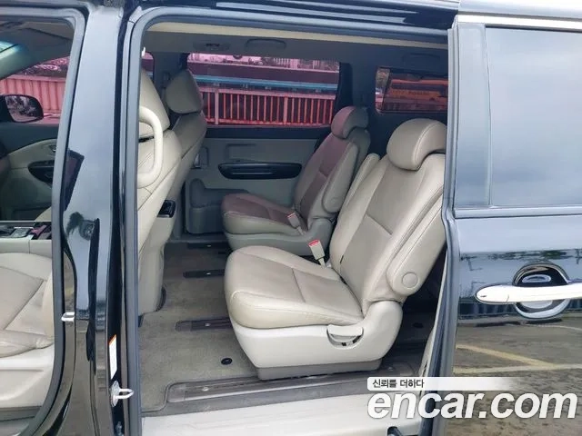 Kia All New Carnival id 2872799 из Кореи 19