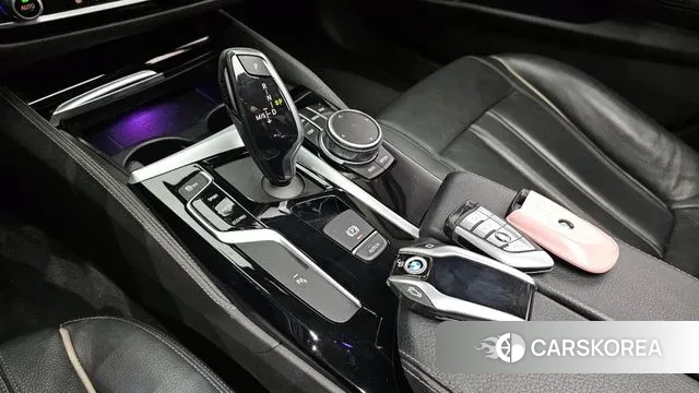 BMW 5 Series (G30) id 3193612 из Кореи 19