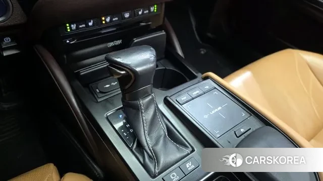 Lexus ES300h 7th generation id 3778898 из Кореи 19