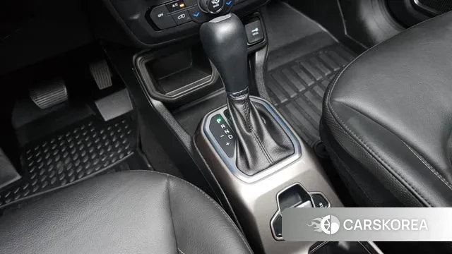 Jeep Renegade id 2902553 из Кореи 19