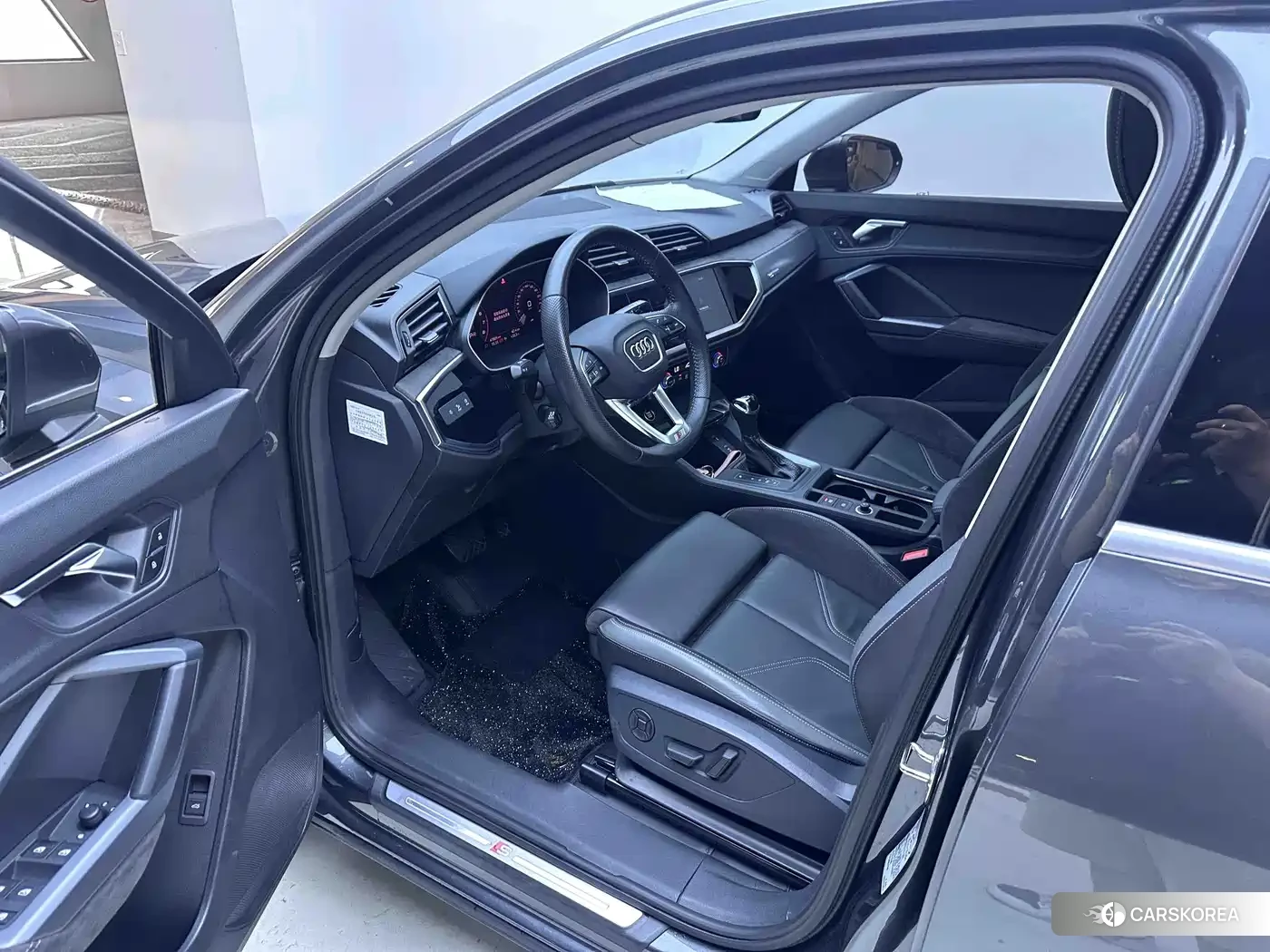 Audi Q3 Sportback id 4679538 из Китая 22