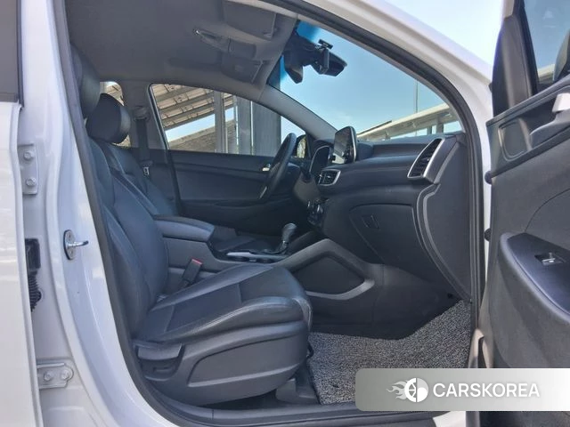 Hyundai All New Tucson id 4727616 из Кореи 19