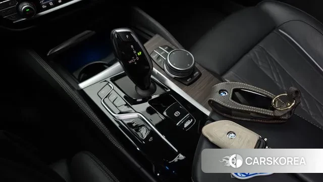 BMW 5 Series (G30) id 3645584 из Кореи 19