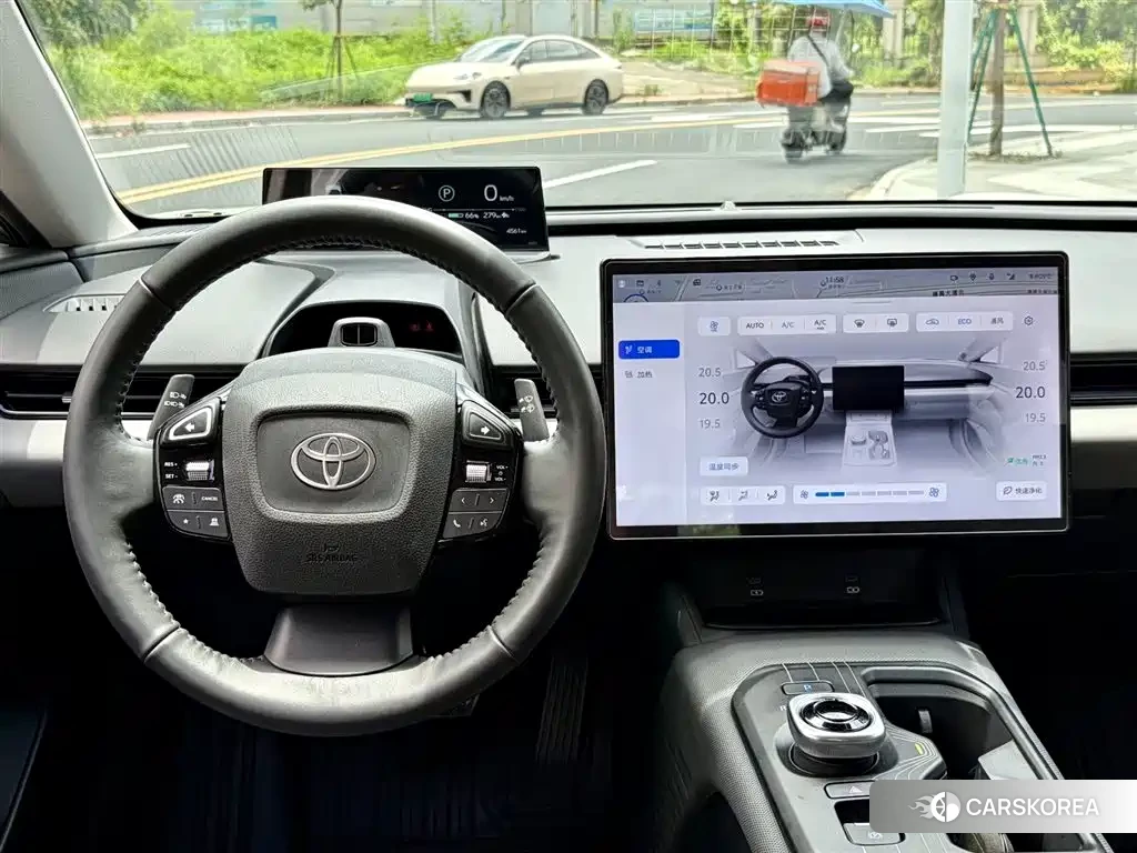 Toyota bZ5 id 4570488 из Китая 13