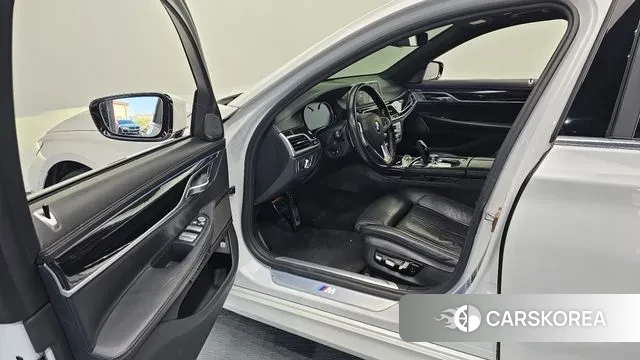 BMW 7 Series (G11) id 3423394 из Кореи 19