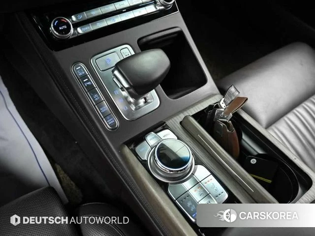 Genesis G90 id 4746776 из Кореи 19