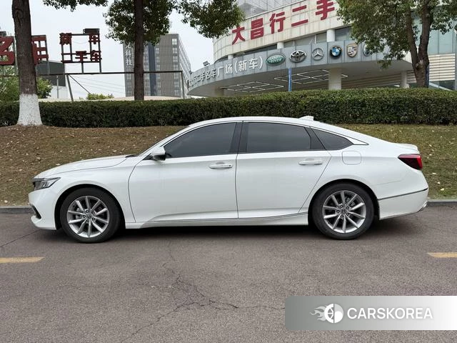 Honda Accord id 4260614 из Китая 9