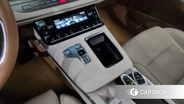 Hyundai The New Grandeur IG Hybrid id 3534396 из Кореи 19