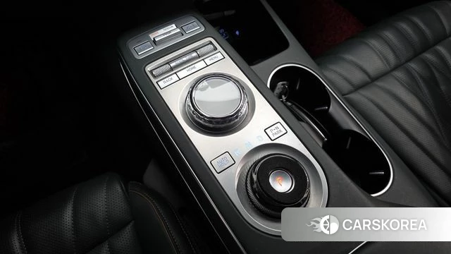 Genesis GV70 id 3941747 из Кореи 19