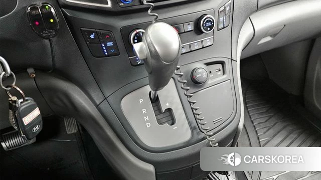 Hyundai The New Grand Starex id 3942828 из Кореи 19