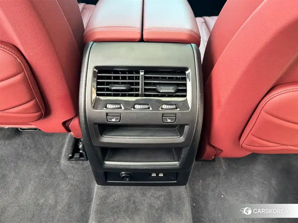BMW X5 id 4634827 из Китая 17