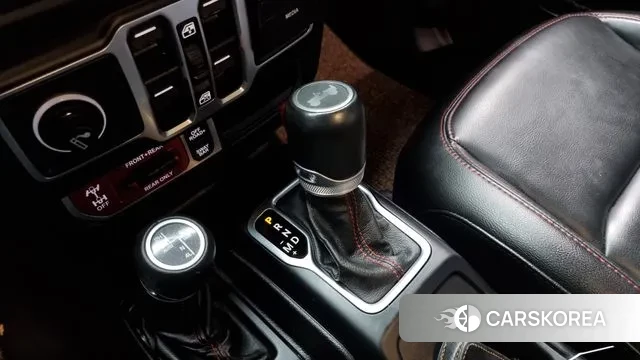 Jeep Wrangler (JL) id 3406969 из Кореи 19