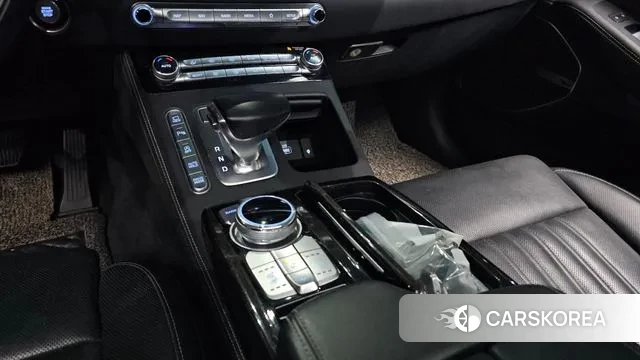 Genesis G90 id 3692031 из Кореи 19