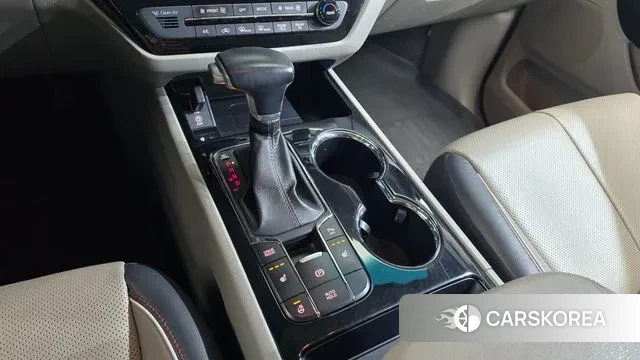 Kia The New Carnival id 3361945 из Кореи 19