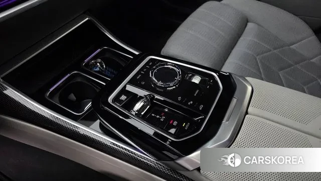 BMW 7 Series (G70) id 3502284 из Кореи 19