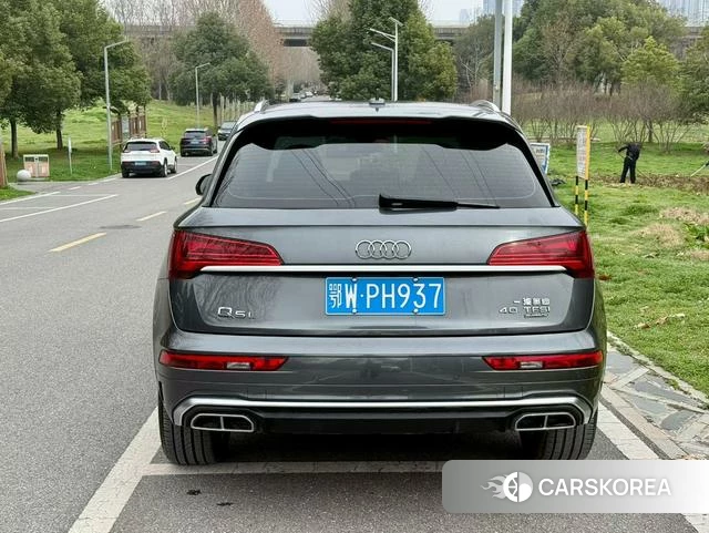 Audi Q5L id 4290469 из Китая 9
