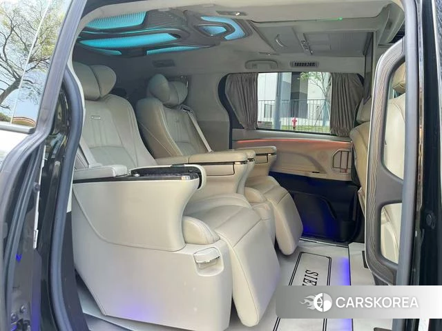 Toyota Saina id 4274596 из Китая 13
